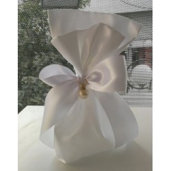 Favors pouch Satin and Pearl Unique guests wedding souvenirs Baptism greek bomboniere Elegant event
