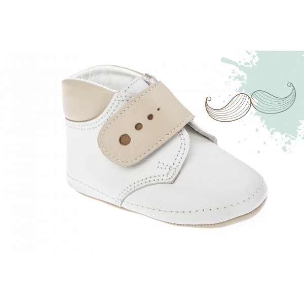 Baby boy shoes crib shoes Toddler leather shoes White Beige baptism shoes 