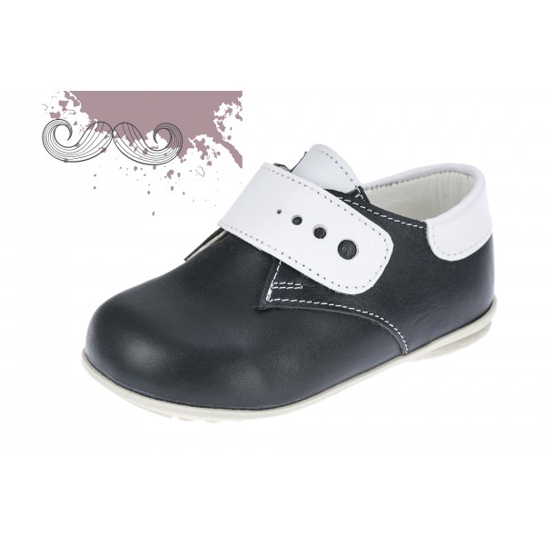 Baby boy shoes velcro shoes Toddler leather shoes Black white detail baptism shoes 