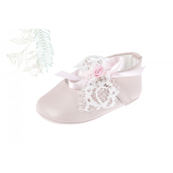 Baby girl shoes Crib shoes Toddler leather shoes Pink lace baptism shoes 