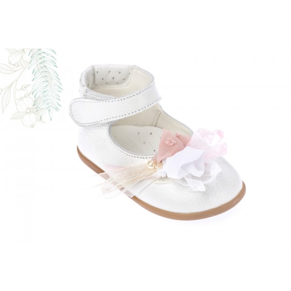 Baby girl velcro shoes Toddler leather shoes White baptism shoes 