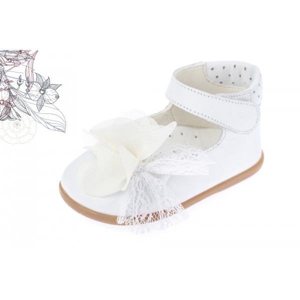 Baby girl shoes Velcro shoes Toddler leather shoes White baptism shoes 