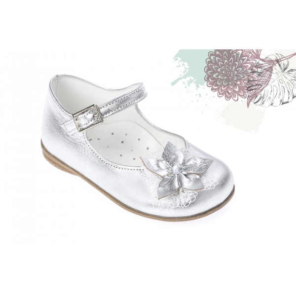 Baby girl shoes Toddler leather shoes Silver baptism shoes 